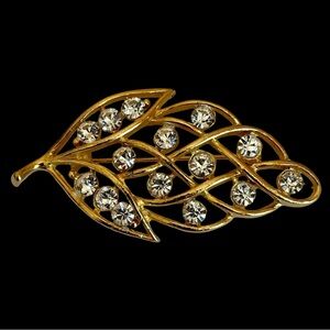 Vintage Gold Plated Leaf Brooch With Clear Rhinestones